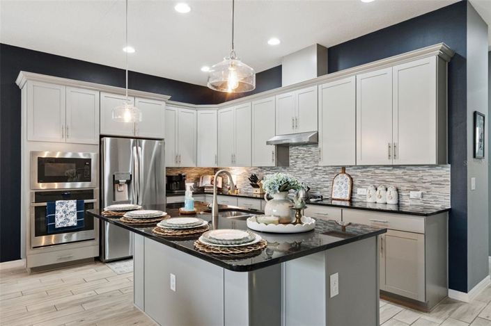 Image No.11-4 Bed House for sale