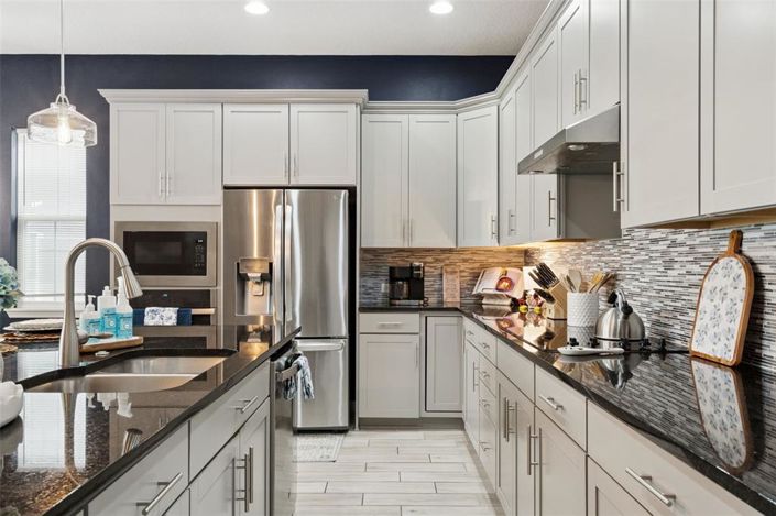 Image No.12-4 Bed House for sale