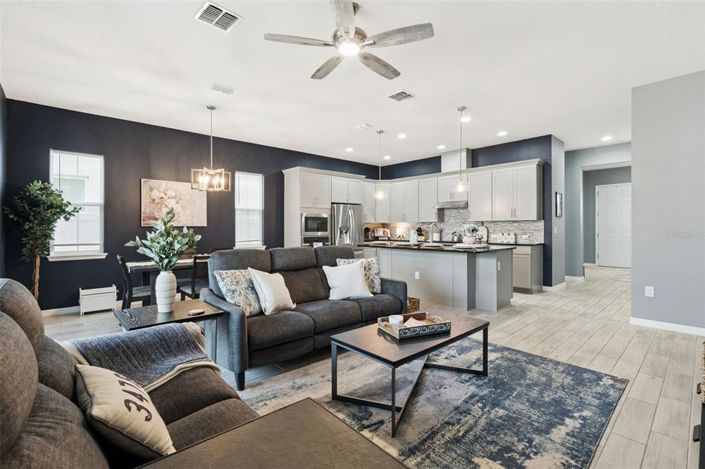 Image No.18-4 Bed House for sale