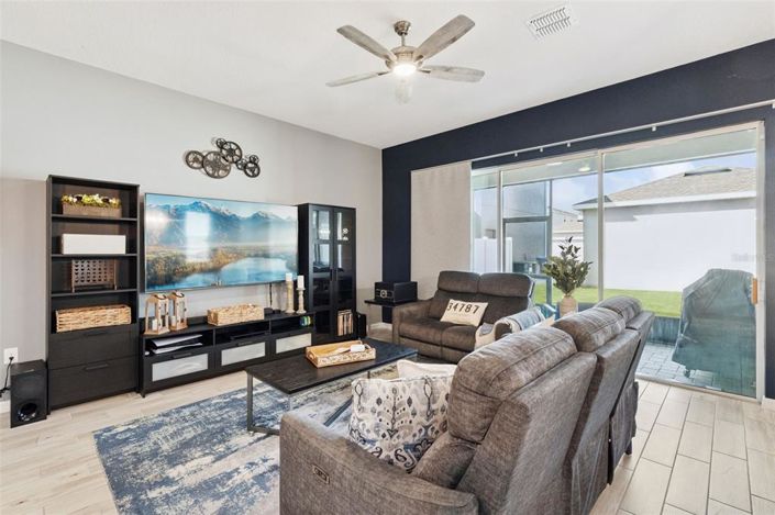 Image No.21-4 Bed House for sale