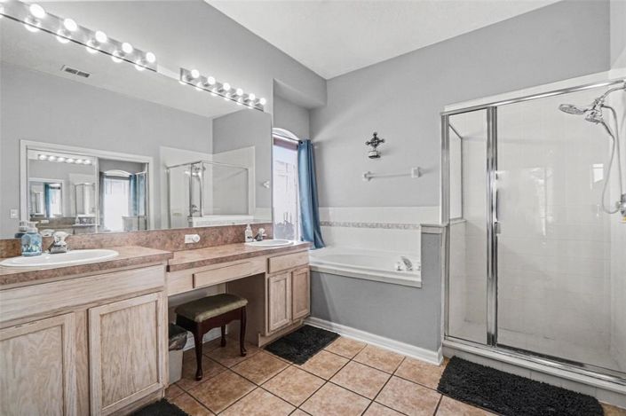 Image No.14-3 Bed House for sale