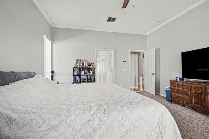 Image No.15-3 Bed House for sale