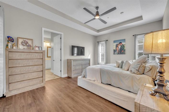 Image No.17-4 Bed House for sale