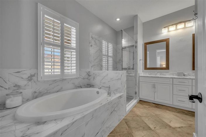 Image No.19-4 Bed House for sale