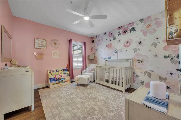 Image No.25-4 Bed House for sale