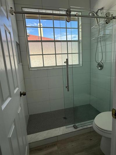 Image No.13-5 Bed House for sale