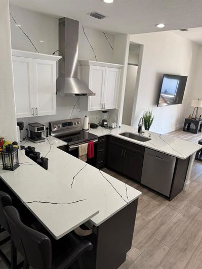 Image No.6-5 Bed House for sale