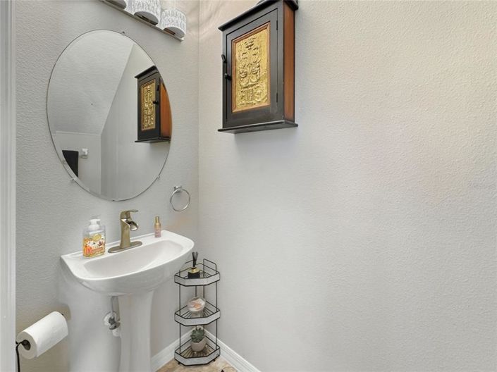 Image No.13-4 Bed House for sale