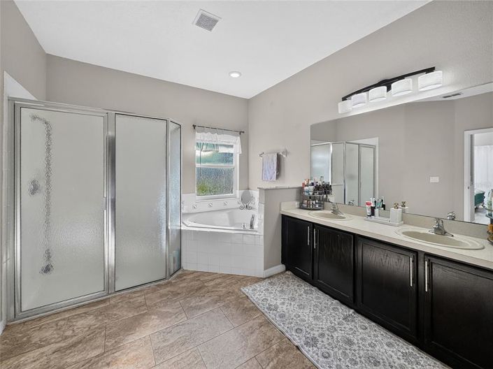 Image No.20-4 Bed House for sale