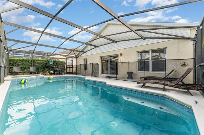 Image No.3-Maison de 4 chambres à vendre à Saint John