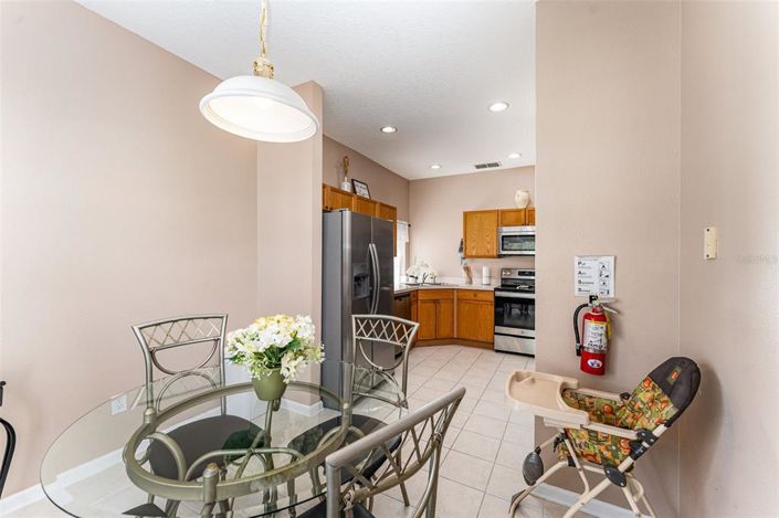 Image No.8-Maison de 4 chambres à vendre à Saint John