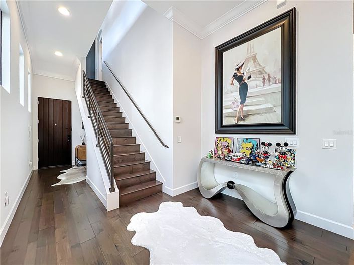 Image No.11-3 Bed House for sale