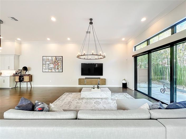 Image No.30-3 Bed House for sale