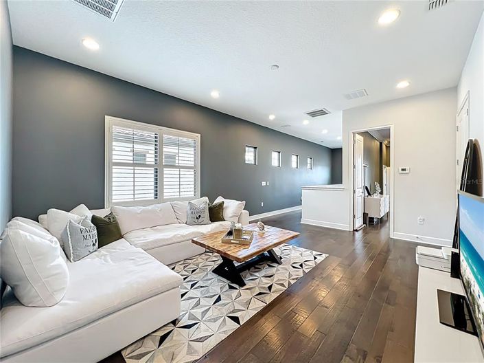 Image No.54-3 Bed House for sale