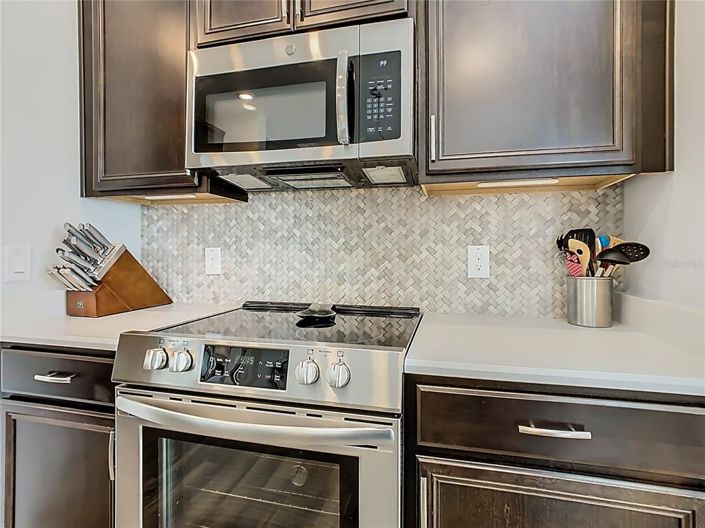 Image No.8-2 Bed House for sale