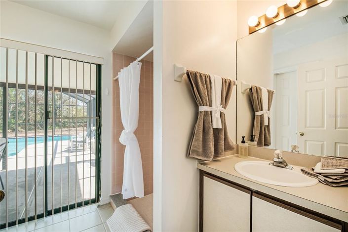 Image No.12-3 Bed House for sale