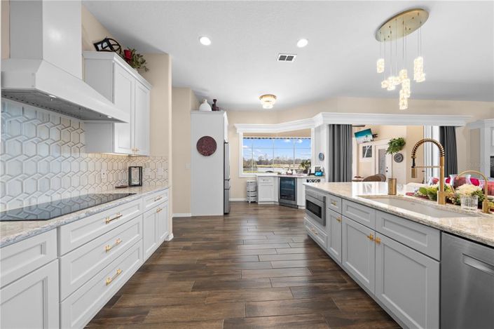 Image No.14-3 Bed House for sale