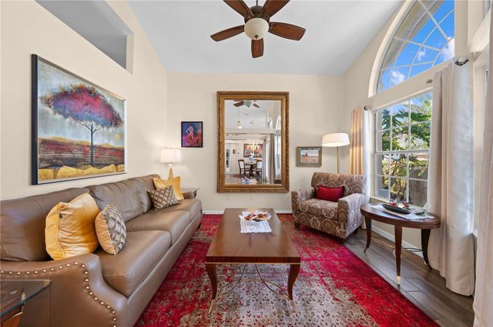 Image No.5-3 Bed House for sale