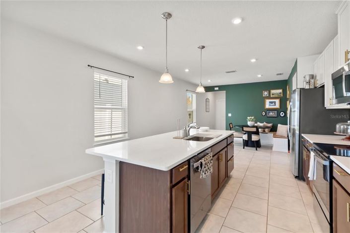 Image No.10-3 Bed House for sale