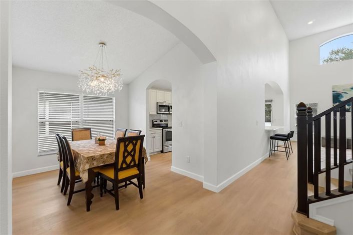 Image No.5-5 Bed House for sale