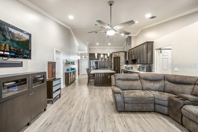 Image No.27-3 Bed House for sale