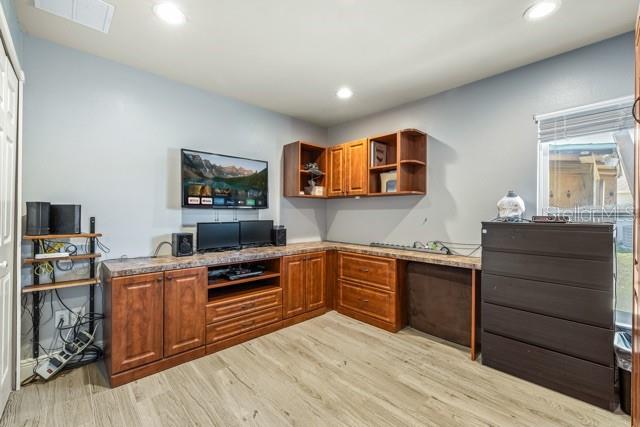 Image No.30-3 Bed House for sale