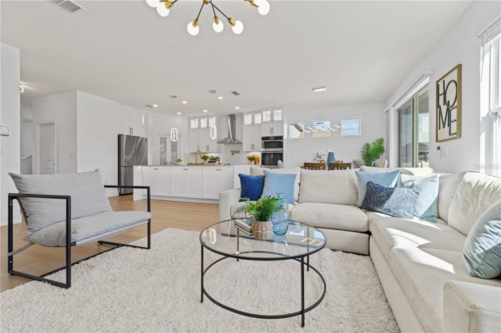 Image No.12-5 Bed House for sale