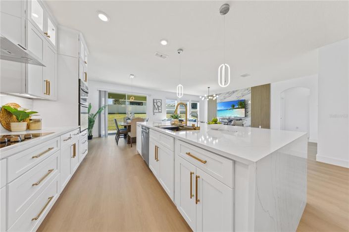 Image No.16-5 Bed House for sale