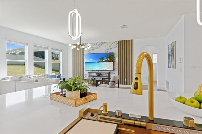 Image No.18-5 Bed House for sale