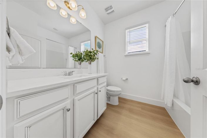 Image No.25-5 Bed House for sale