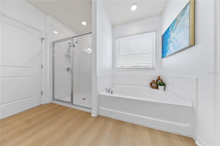 Image No.40-5 Bed House for sale