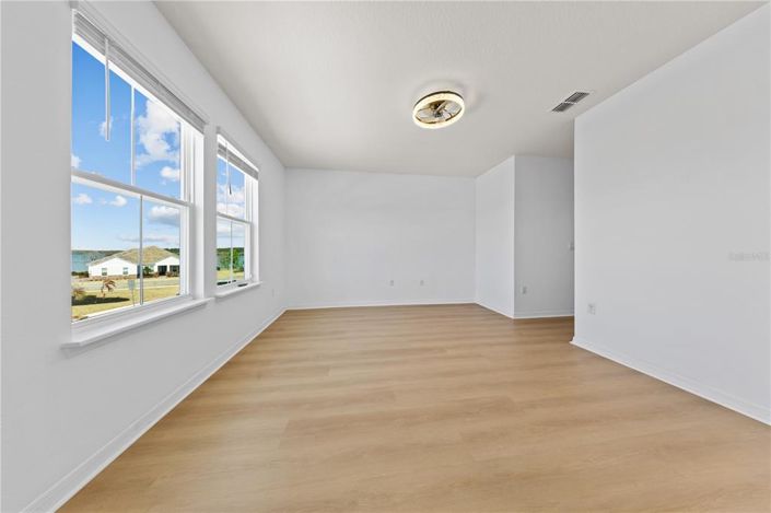 Image No.45-5 Bed House for sale