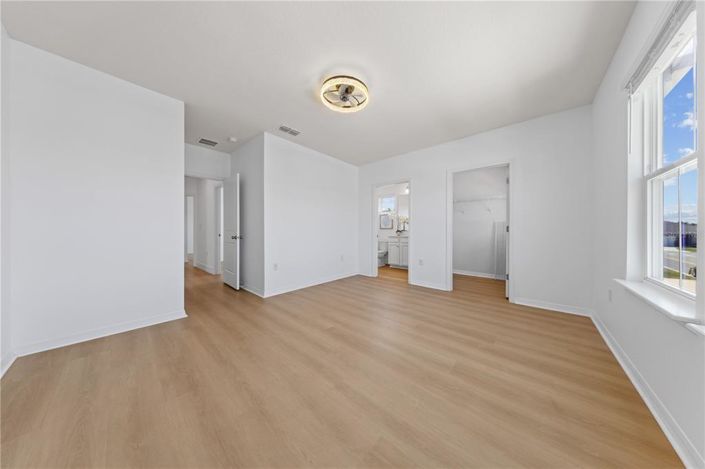 Image No.46-5 Bed House for sale