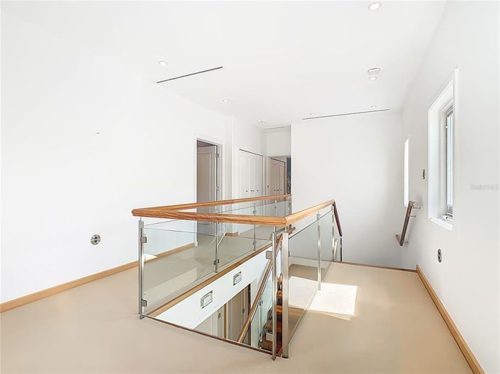 Image No.16-3 Bed House for sale