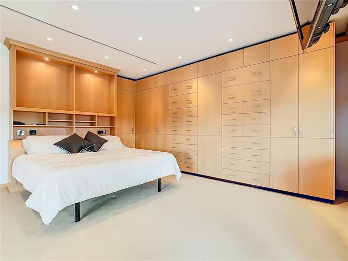 Image No.23-3 Bed House for sale