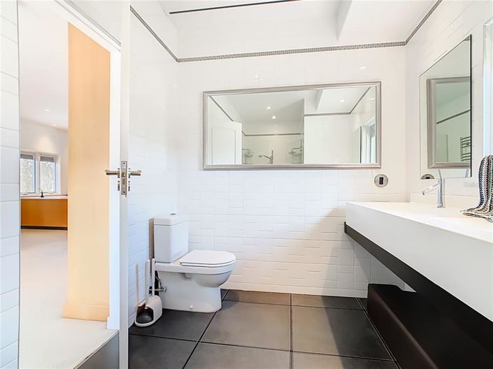 Image No.40-3 Bed House for sale