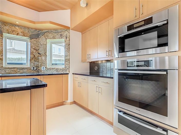 Image No.7-3 Bed House for sale