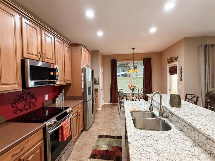 Image No.20-4 Bed House for sale