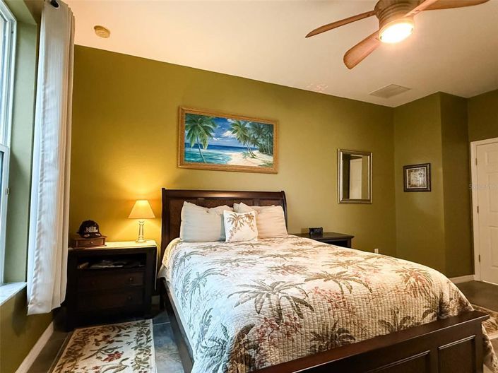 Image No.30-4 Bed House for sale