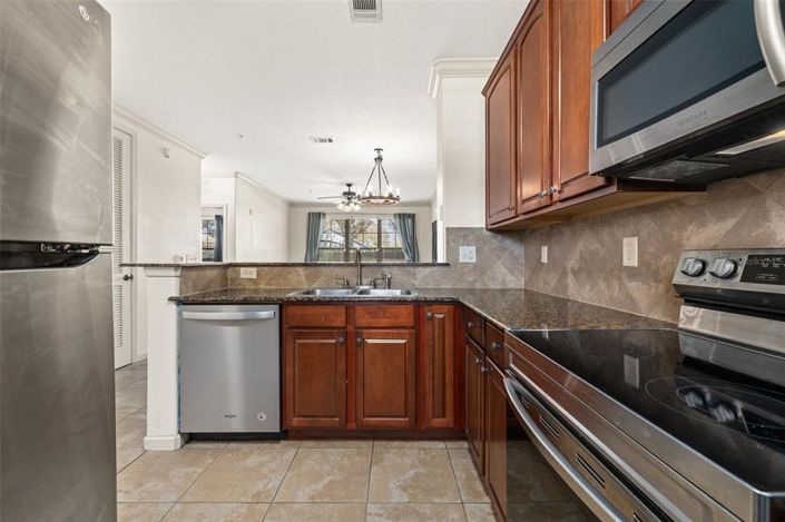 Image No.6-3 Bed Apartment for sale