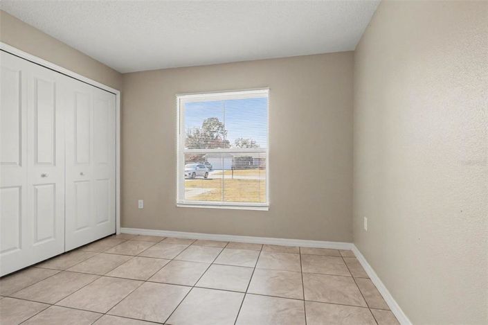 Image No.11-3 Bed House for sale