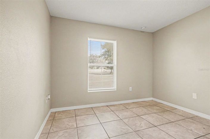 Image No.13-3 Bed House for sale