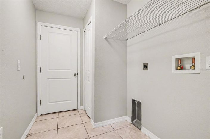 Image No.14-3 Bed House for sale