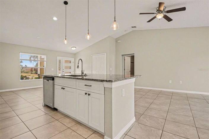 Image No.7-3 Bed House for sale