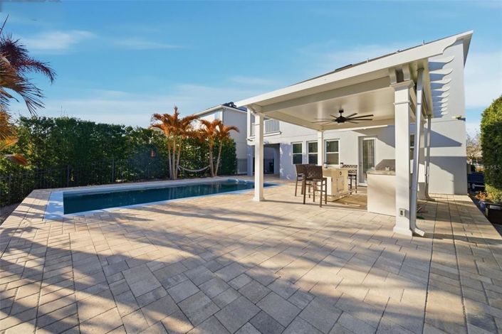 Image No.37-5 Bed House for sale