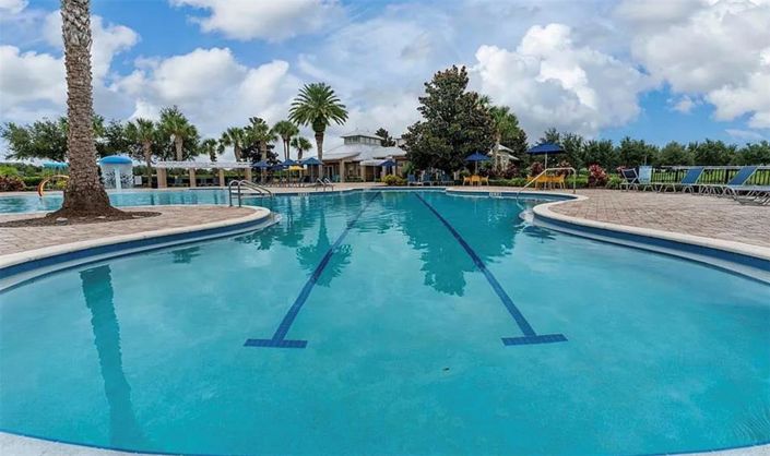 Image No.45-5 Bed House for sale