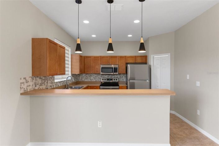 Image No.10-3 Bed Townhouse for sale