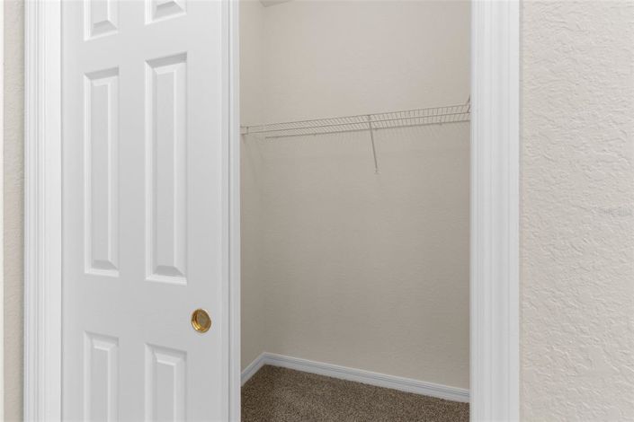 Image No.20-3 Bed Townhouse for sale