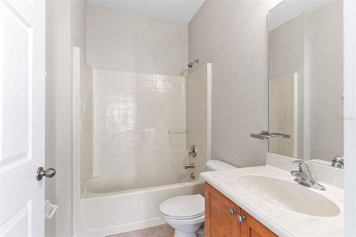 Image No.23-3 Bed Townhouse for sale