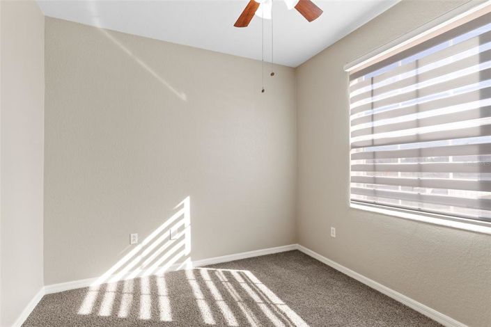 Image No.25-3 Bed Townhouse for sale